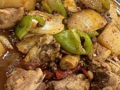 -牛一嘴·兰州牛肉面·大盘鸡(财富中心店)