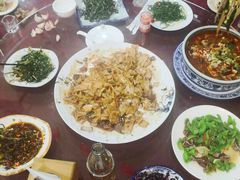 -壹阁胡羊焖饼(特色小吃街店)