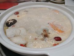 -三人行骨头王火锅(长寿店)