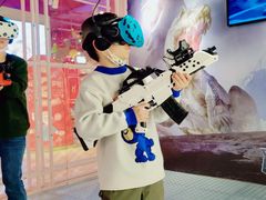-VR+乐园·VR电竞·家庭亲子·密室逃脱·轰趴团建