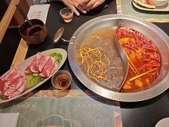 -廖掌柜·重庆鲜货火锅(上海首店)