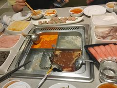 -海底捞火锅(宝龙广场夜宵主题店)