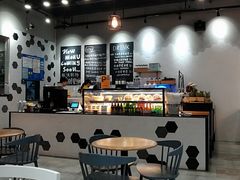 大堂-HELLO 27 意面·沙拉·帕尼尼