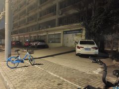 -上海市曹杨职业技术学校
