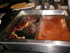 -百年川椒重庆老火锅(光谷店)
