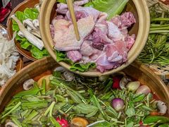 -阿山卓·野生菌火锅·纳西火塘烤肉