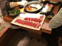 -呷哺呷哺(普陀乐购真北店)