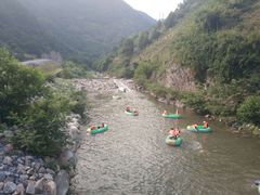 -雅鲁激流探险漂流