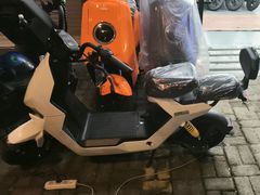 -小牛电动(上海浦东新区张杨路店)