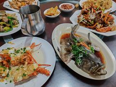 -岛中岛·海鲜大排档·万宁老字号(东澳店)