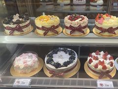 -花花卷卷·鲜食蛋糕(静安久光百货店)