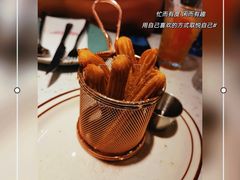 西班牙油条配巧克力酱-CRAZYONES西班牙海鲜饭(上海美罗城店)