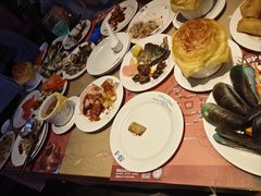 -四海一家自助餐(益田假日广场店)