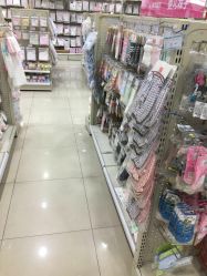 -爱婴室(上海齐河路店)