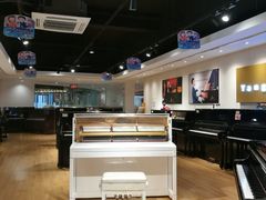 -柏斯音乐艺术中心·钢琴·吉他(上音店)