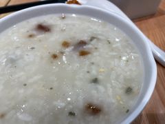 皮蛋瘦肉粥-甲乙饼·手工牛肉饼(东方广场店)