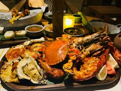 -三亚艾迪逊酒店·海滩烧烤 BARBACOA·现场乐队·浪漫晚餐·烧烤海鲜