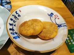 -头上红煨盐鸡·非遗院子餐厅