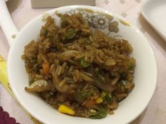 -万宝路大酒店