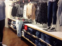 iphone_upload_pic-GAP(王府井奥莱·香江小镇店)