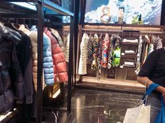 -MONCLER(北京SKP概念店)
