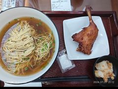 -百年老字号·观振兴蟹黄面·三虾面·苏式面(观前街富仁坊巷店)