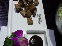 -HIHE Bistro·Oyster Bar(华熙live店)