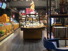 面包甜点陈列柜-FASHION BAKERY法森贝克(新德路店)