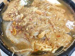 -曹宝林砂锅麻辣烫(星光路店)