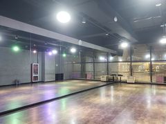 -零下舞度·街舞连锁机构(万科中心店)