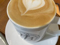 拿铁-Jamaicablue Coffeeshop(中央广场店)