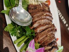 -Chom Cafe and Restaurant
