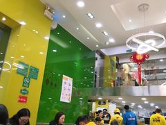 大堂-佰搭果·广式茶餐厅(西华路店)