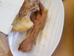 卤鸡爪-三千粉牛肉米粉(来客茂店)