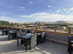 -敦煌山庄摘星阁