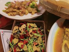 -那家老院子东北菜·饺子·小鸡炖蘑菇(艳华街店)