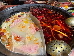 -周小明火锅(黑金冠社区店)