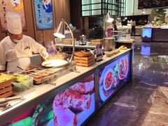 -飨食汇全日制餐厅·昆山皇冠假日酒店(九方店)
