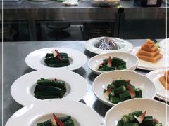 -宝燕海货工场(长江国际店)