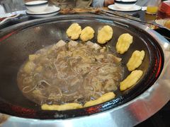 -炖四方东北铁锅炖·烧烤小龙虾(中豪国际店)