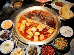-九鼎轩脆毛肚火锅(南京东路店)