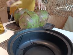 -东椰·海南椰子鸡火锅(朝阳门店)