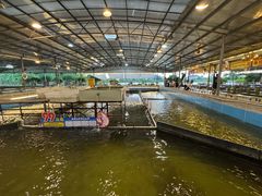 -粮心小农·大头虾亲子生态园(长发店)