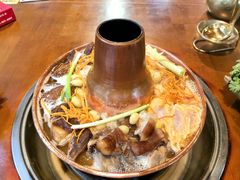 -岳记兴隆·青城腊排铜火锅(融创店)