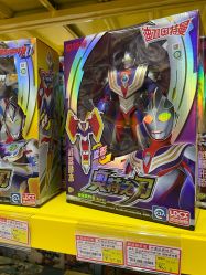 -卡通派潮品玩具折扣仓(青岛新城吾悦广场店)