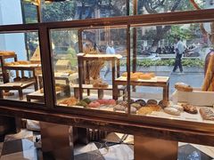 -白天鹅宾馆·美食屋