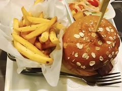 -遇见西木美式餐厅(体育路店)