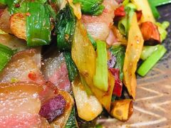 蒜苗炒腊肉-紫滇源云南生态菜(丹凤街店)
