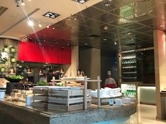 自助取餐区-咖啡苑自助餐厅·中国大饭店