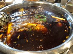 -肖肖酸萝卜鱼火锅(总店)
